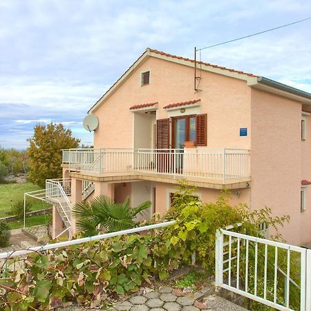 Rasopasno Apartment With Terrace And Private Parking エクステリア 写真