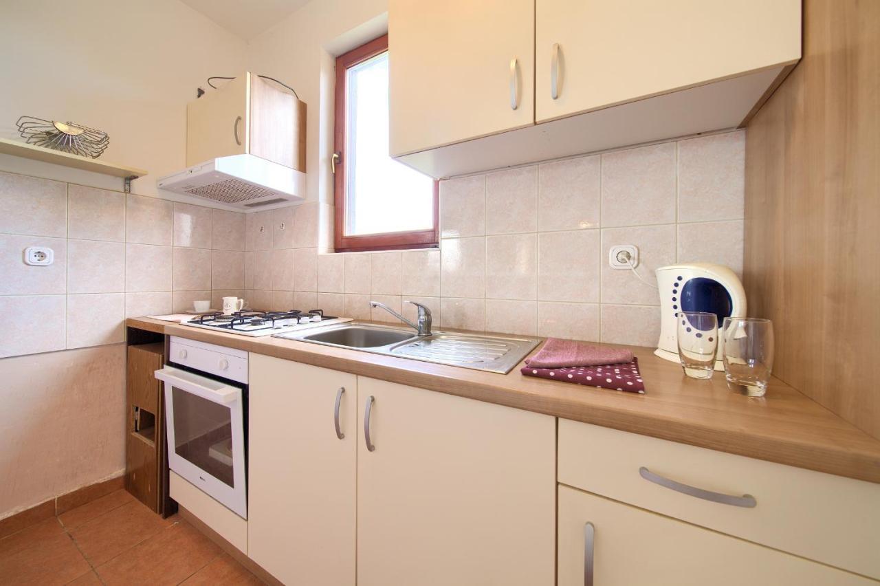 Rasopasno Apartment With Terrace And Private Parking エクステリア 写真